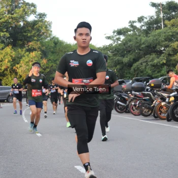 Runner Photo 3797300