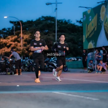 Runner Photo 3797327
