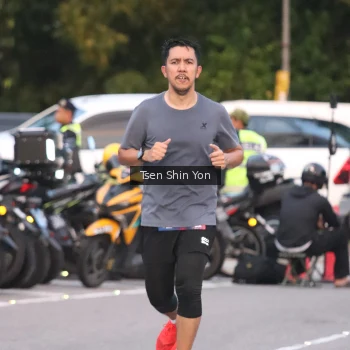 Runner Photo 3797333