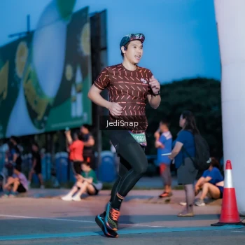 Runner Photo 3797369