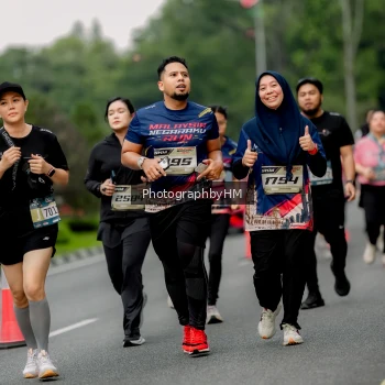 Runner Photo 3797393