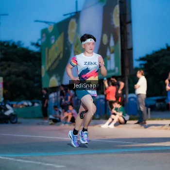 Runner Photo 3797410
