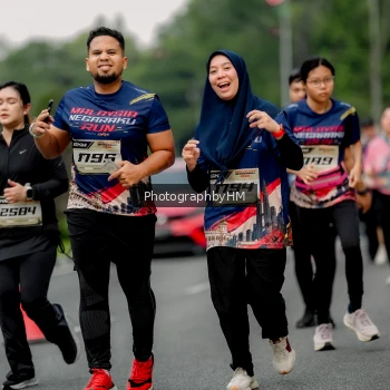 Runner Photo 3797414