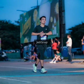 Runner Photo 3797415