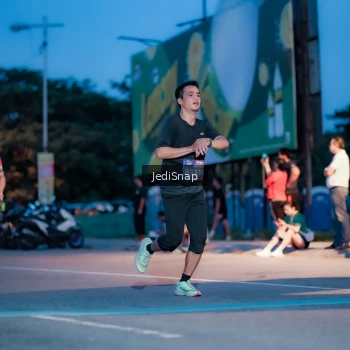 Runner Photo 3797416