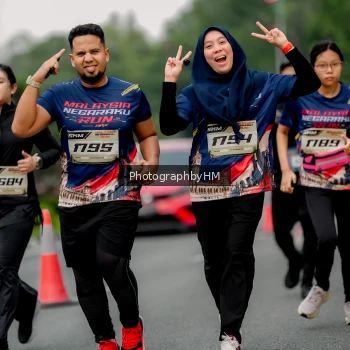 Runner Photo 3797421
