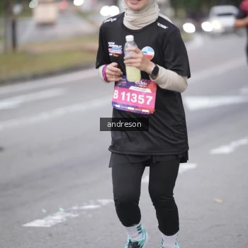 Runner Photo 3797424