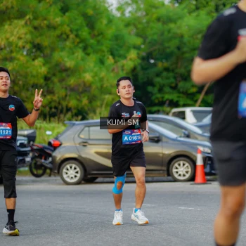 Runner Photo 3797439
