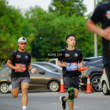 Runner Photo 3797453
