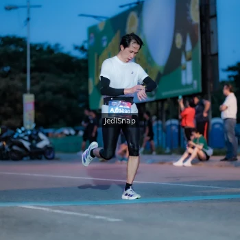 Runner Photo 3797471