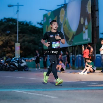 Runner Photo 3797482