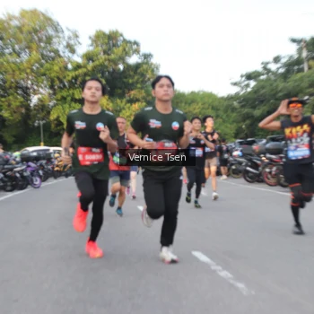 Runner Photo 3797483