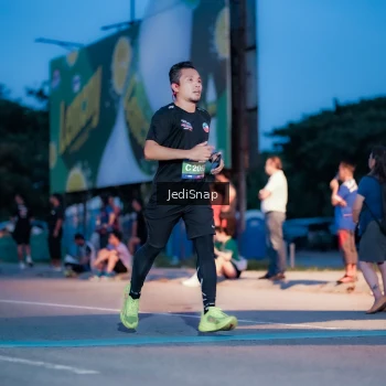 Runner Photo 3797506