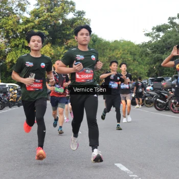 Runner Photo 3797526