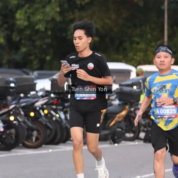 Runner Photo 3797563
