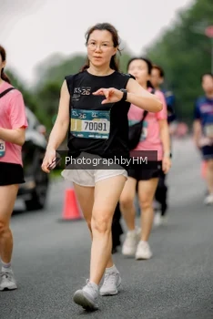 Runner Photo 3797565
