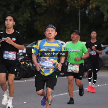 Runner Photo 3797577