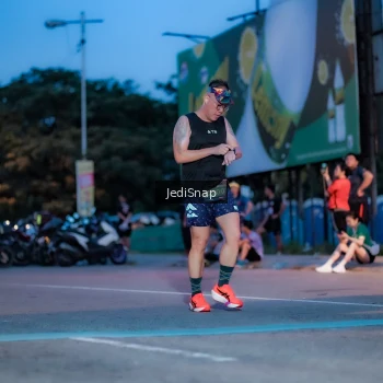 Runner Photo 3797590