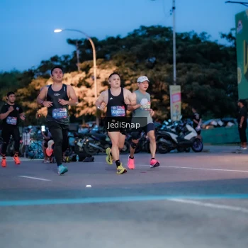 Runner Photo 3797592