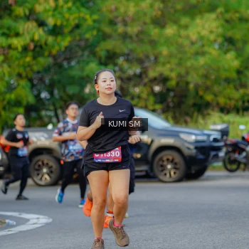 Runner Photo 3797605