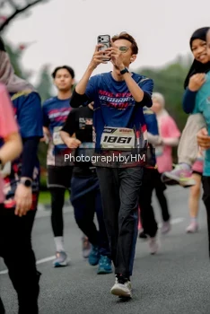 Runner Photo 3797610