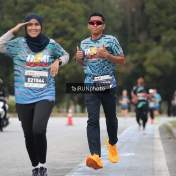 Runner Photo 3797642