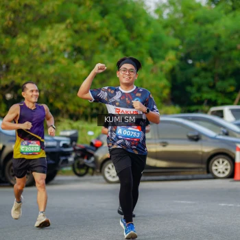 Runner Photo 3797650