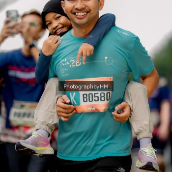 Runner Photo 3797659