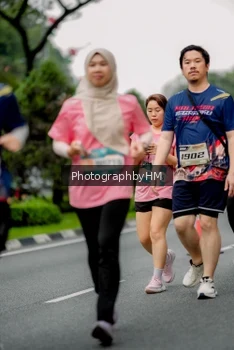 Runner Photo 3797663