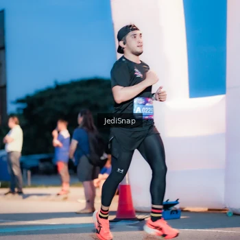 Runner Photo 3797664