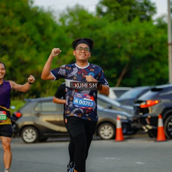 Runner Photo 3797689