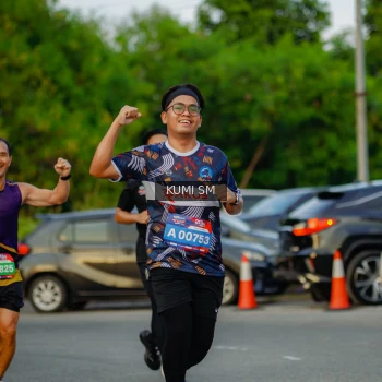 Runner Photo 3797690