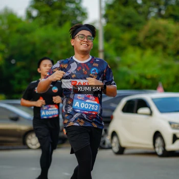 Runner Photo 3797705