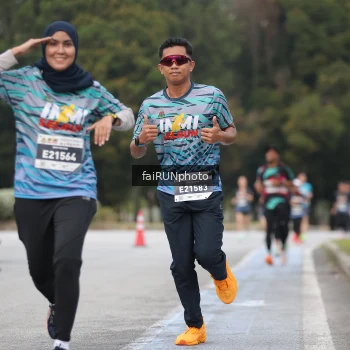 Runner Photo 3797714