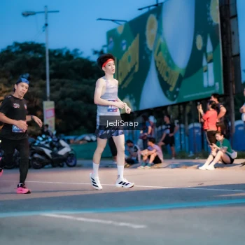 Runner Photo 3797728