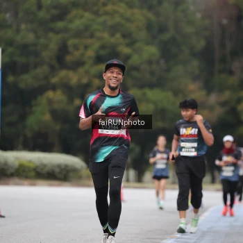 Runner Photo 3797778
