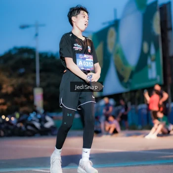 Runner Photo 3797811