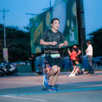 Runner Photo 3797855