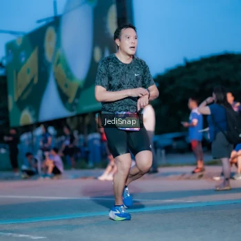 Runner Photo 3797859