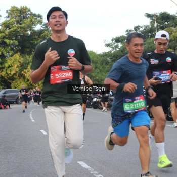 Runner Photo 3797866