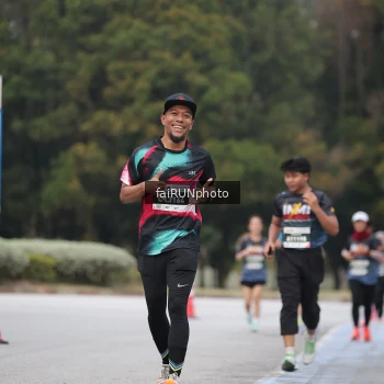 Runner Photo 3797890