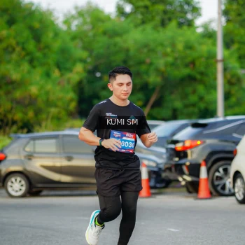 Runner Photo 3797891