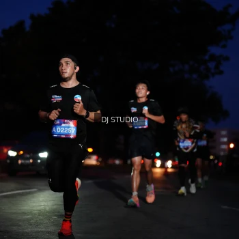 Runner Photo 3797924
