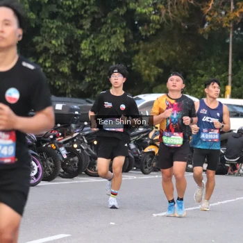 Runner Photo 3797925