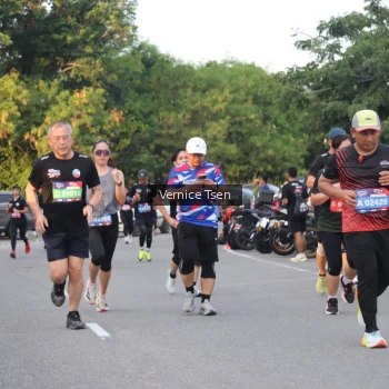 Runner Photo 3797954