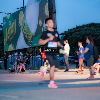 Runner Photo 3798005