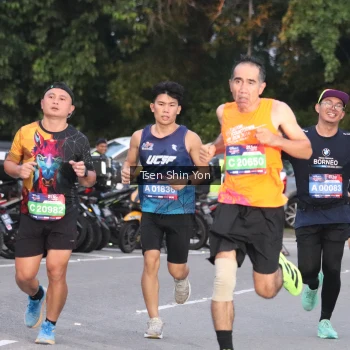 Runner Photo 3798023