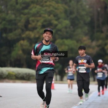 Runner Photo 3798025