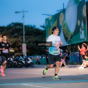 Runner Photo 3798030