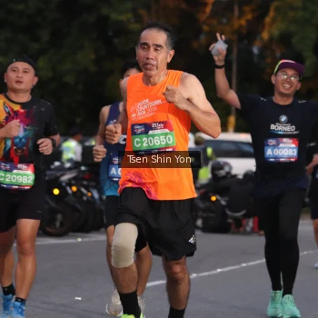 Runner Photo 3798032